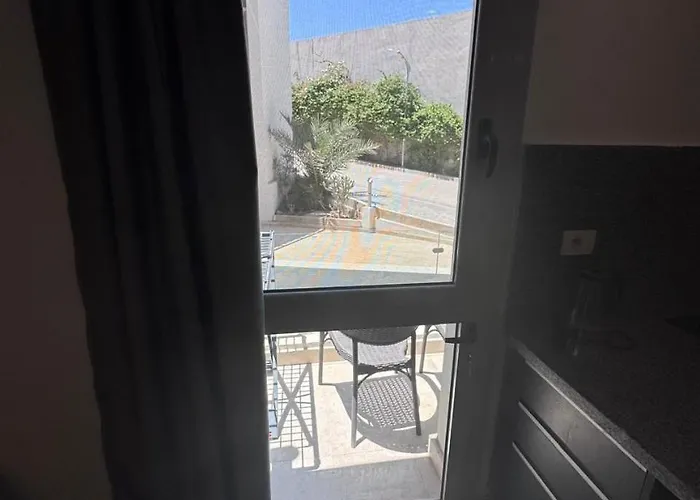 Sunny 2-bedroom Sholan Unit With Pool View * الغردقة